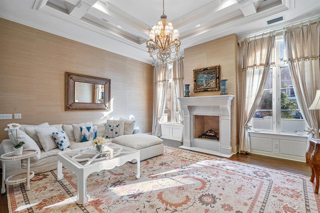 CRESTWOOD DELRAY - Residential