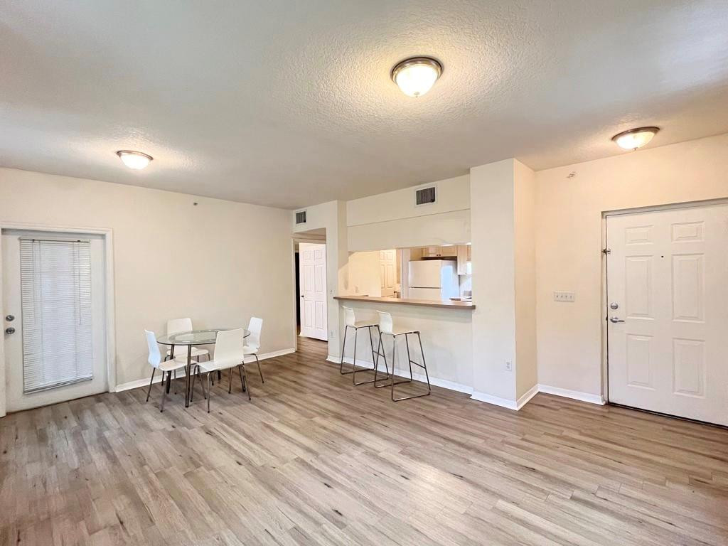 6812 W Sample Road 6812