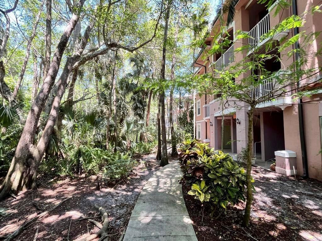 Photo of 6812 W Sample Road #6812, Coral Springs, FL 33067 (MLS # B26025294)