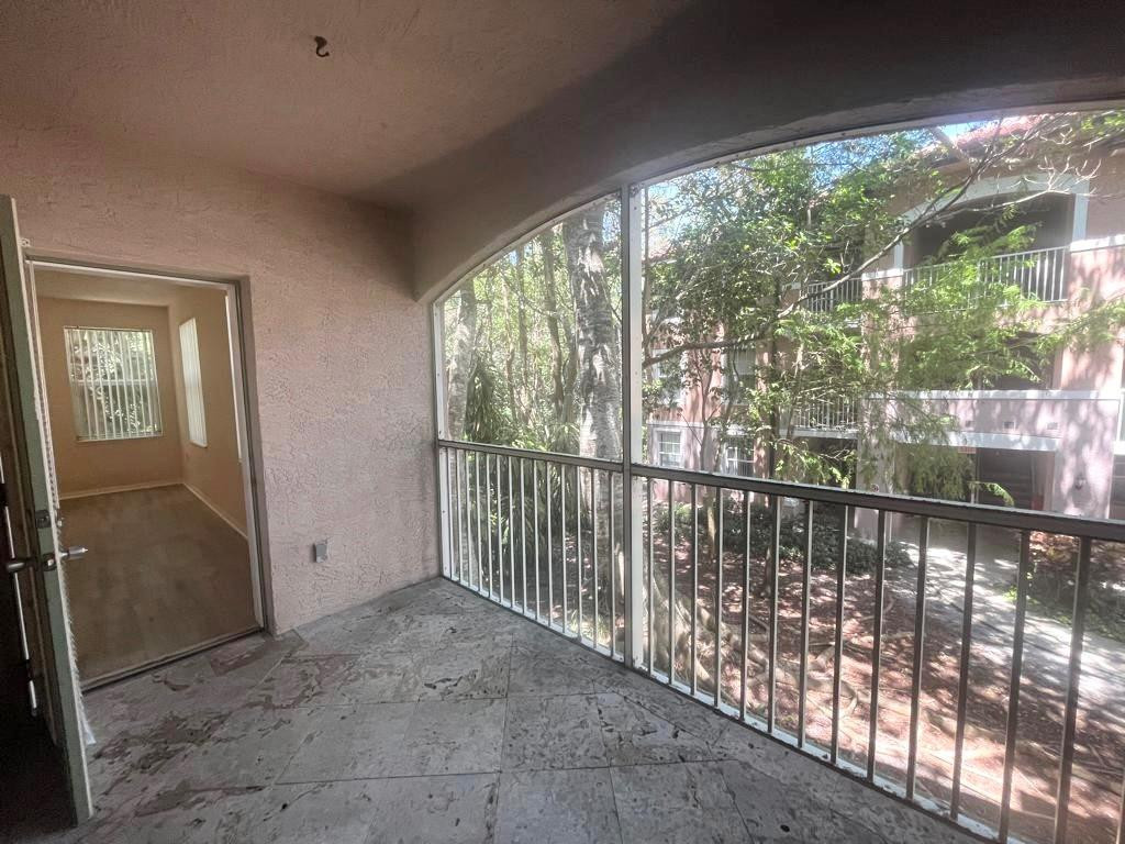 CYPRESS POINTE - Residential Lease