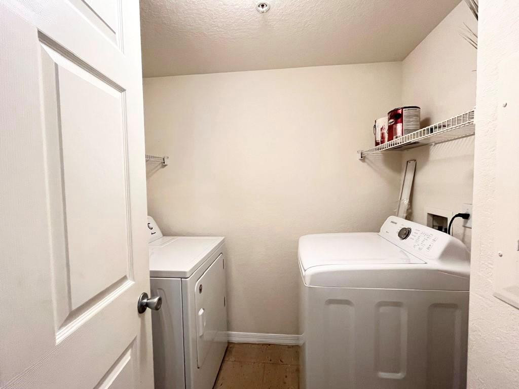 CYPRESS POINTE - Residential Lease
