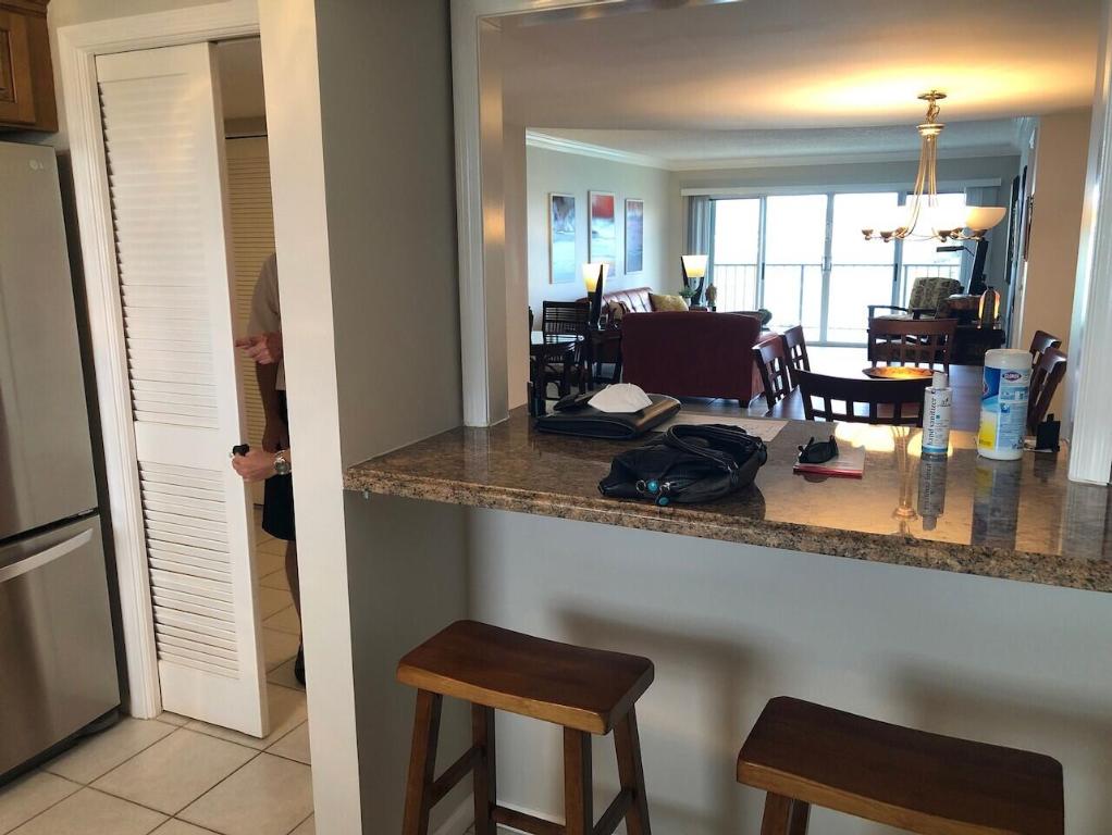 LAKE HARBOR COVE CONDO - Residential Lease
