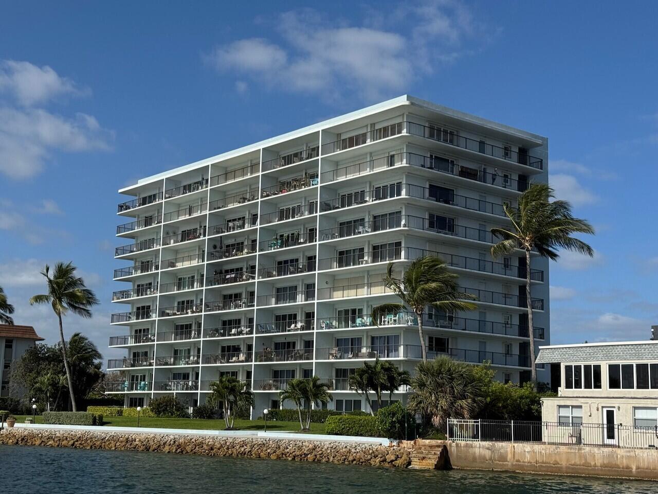 LAKE HARBOR COVE CONDO - Residential Lease