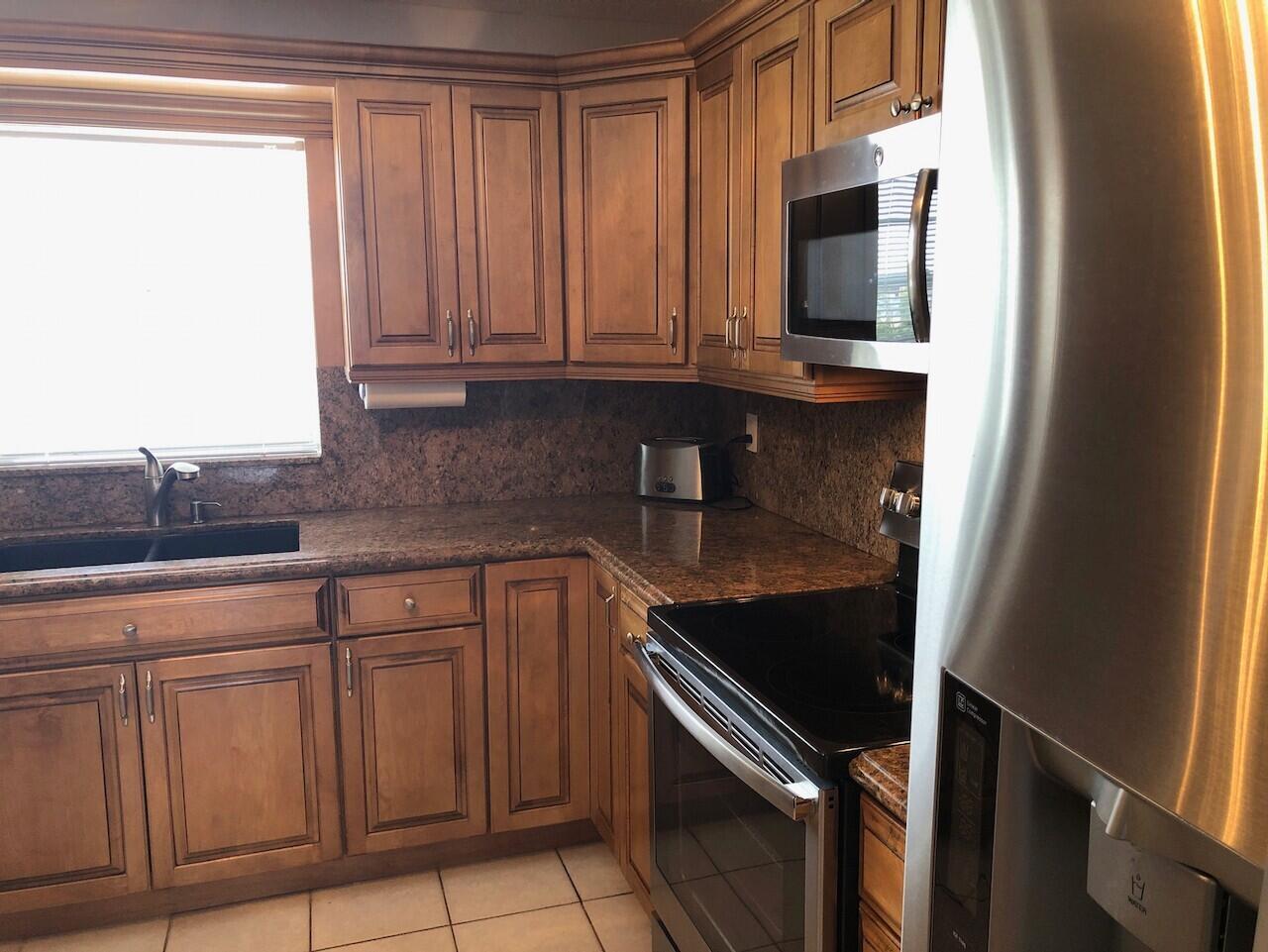 LAKE HARBOR COVE CONDO - Residential Lease