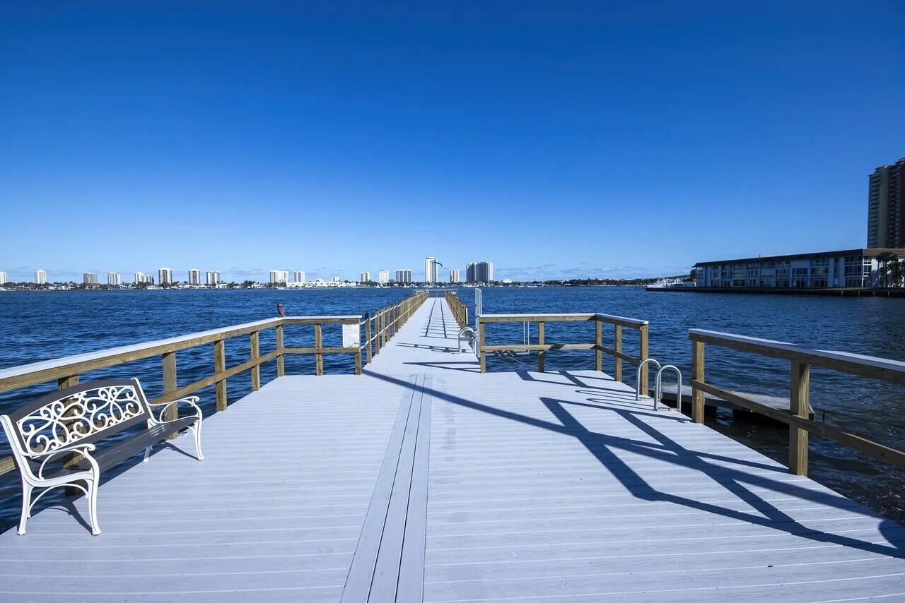 LAKE HARBOR COVE CONDO - Residential Lease