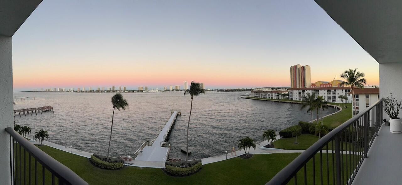 LAKE HARBOR COVE CONDO - Residential Lease