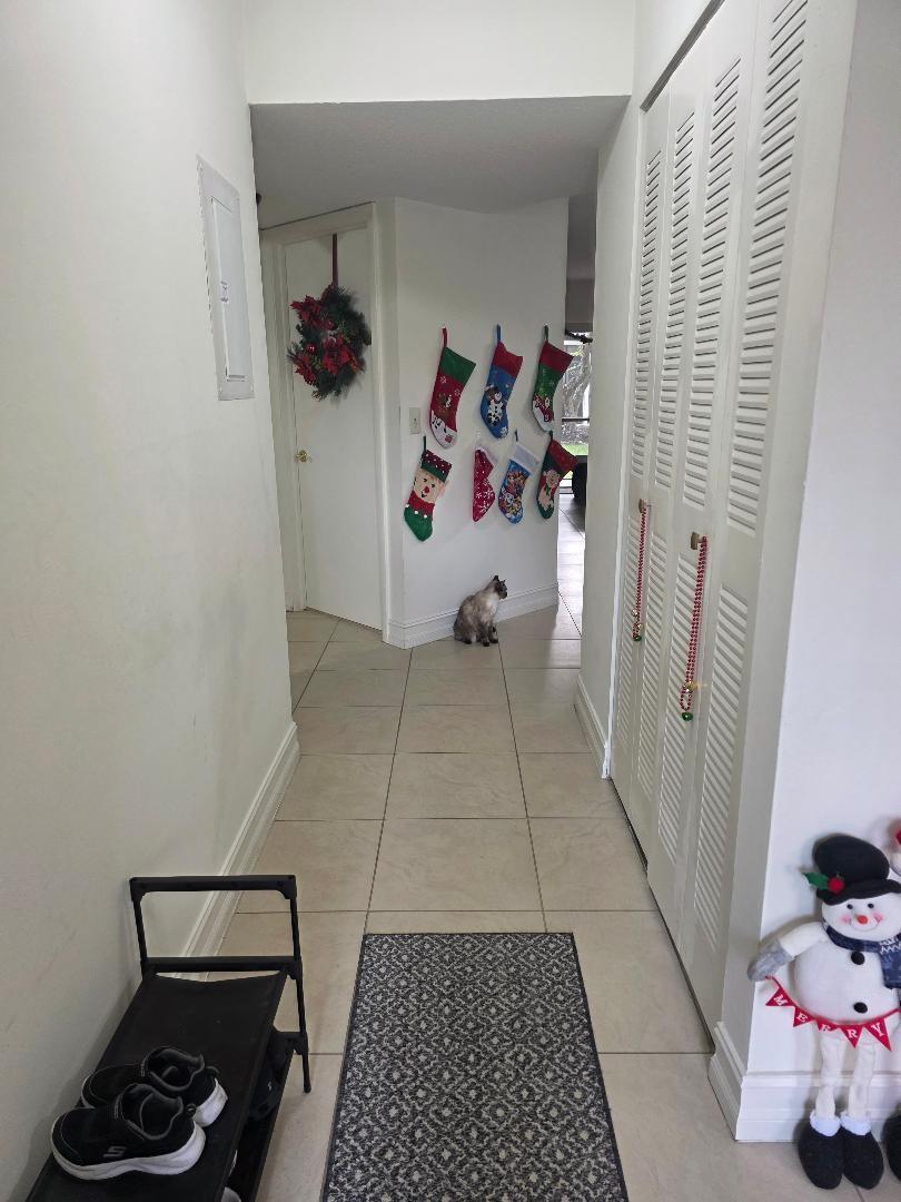 THE COURTYARD CONDOMINIUM - Residential