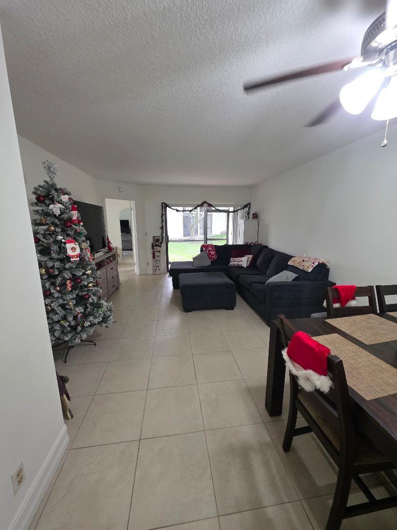 THE COURTYARD CONDOMINIUM - Residential