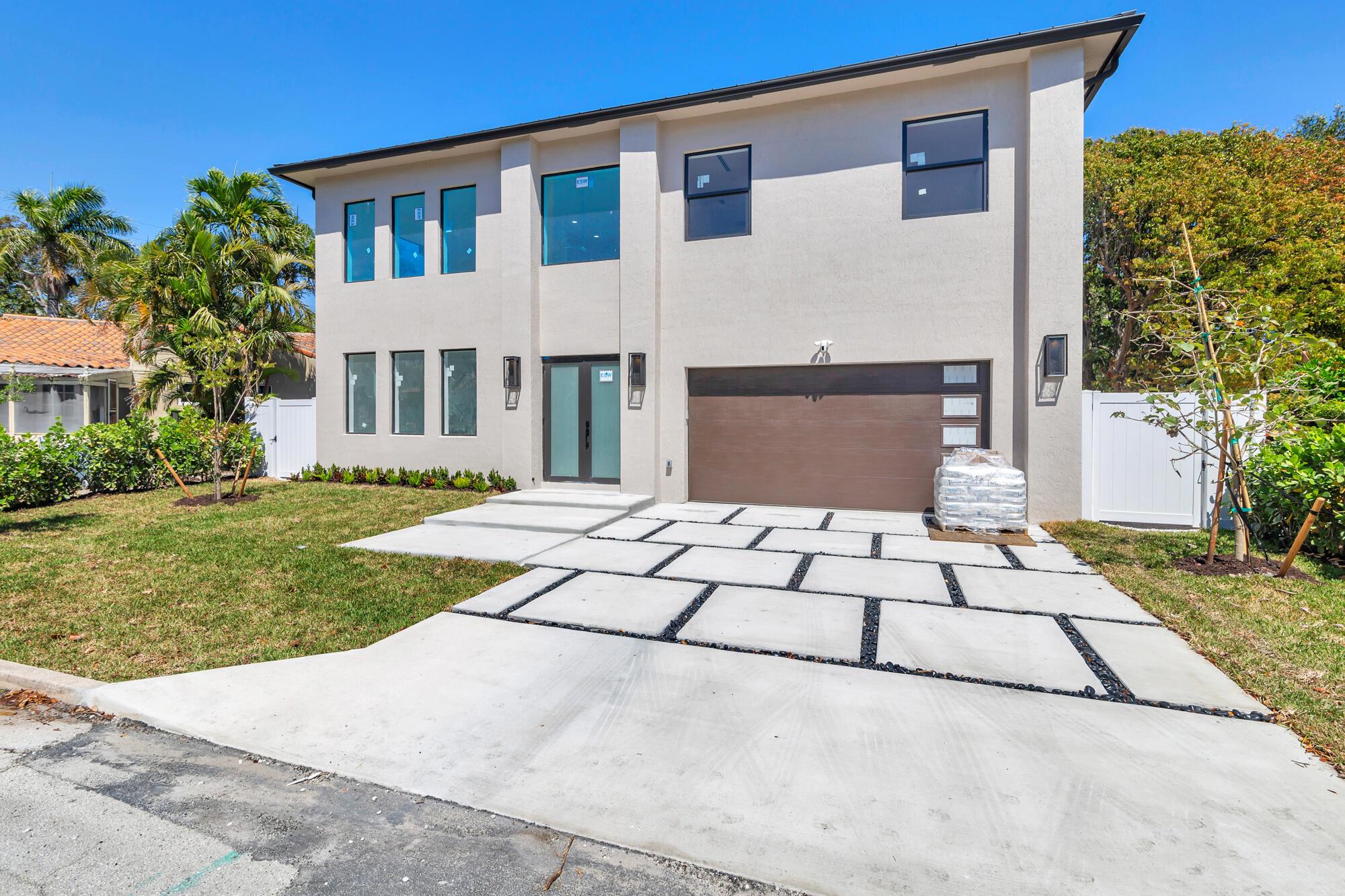 GALE LAKE WORTH PL NO 1 R - Residential