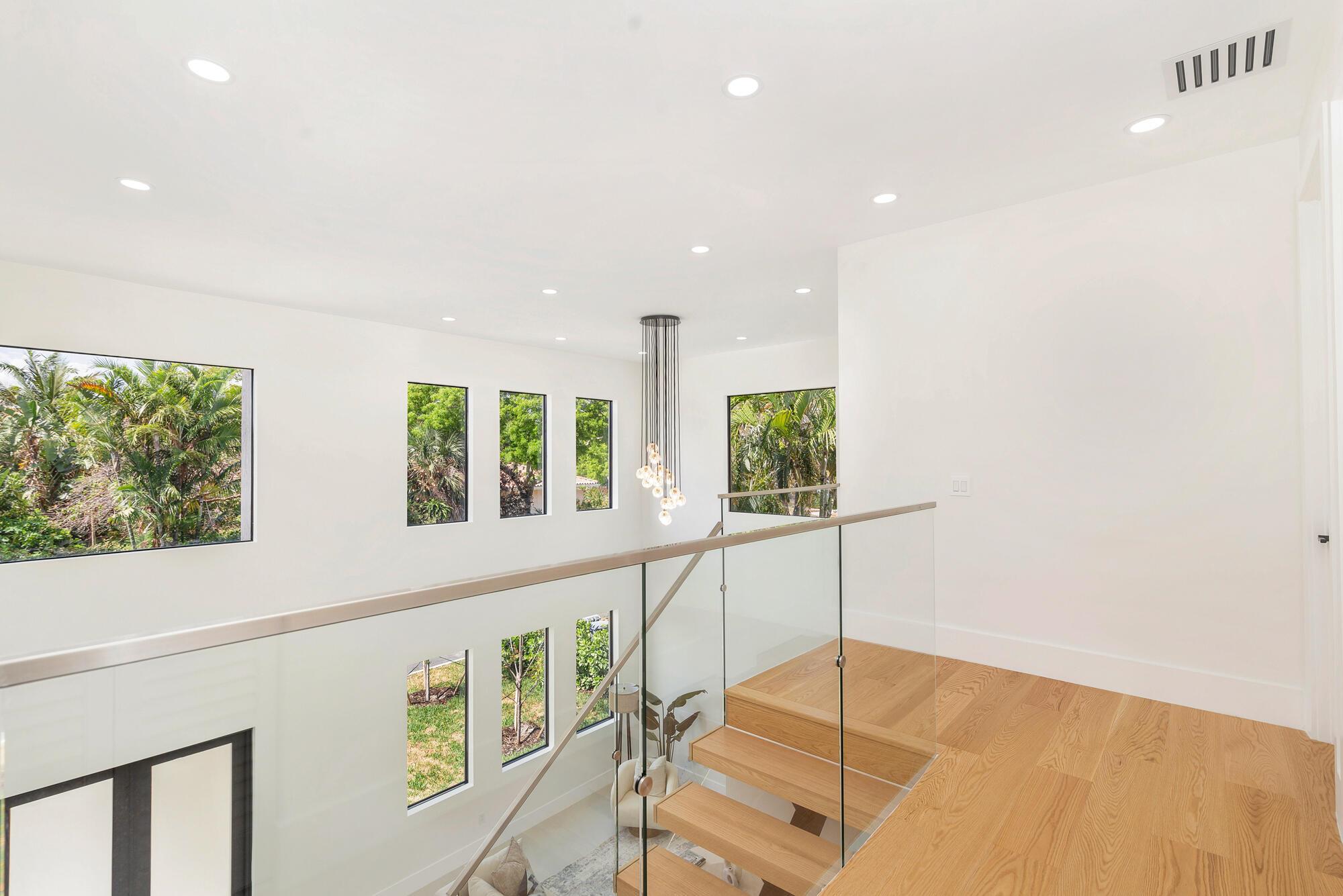 GALE LAKE WORTH PL NO 1 R - Residential