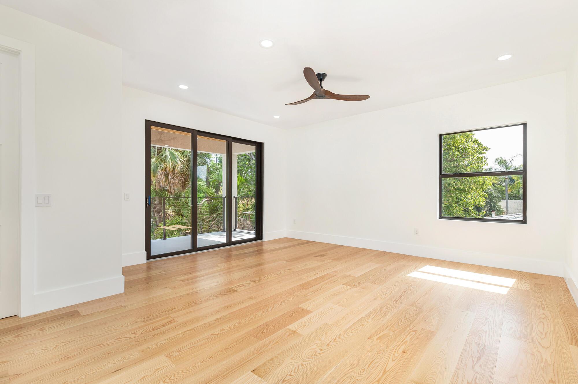 GALE LAKE WORTH PL NO 1 R - Residential