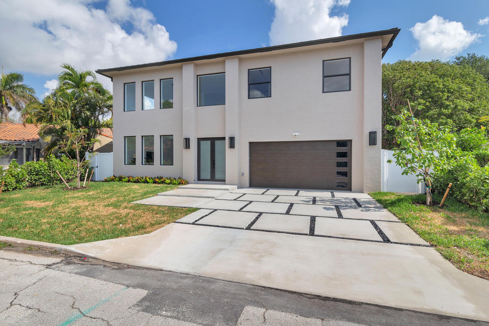 GALE LAKE WORTH PL NO 1 R - Residential
