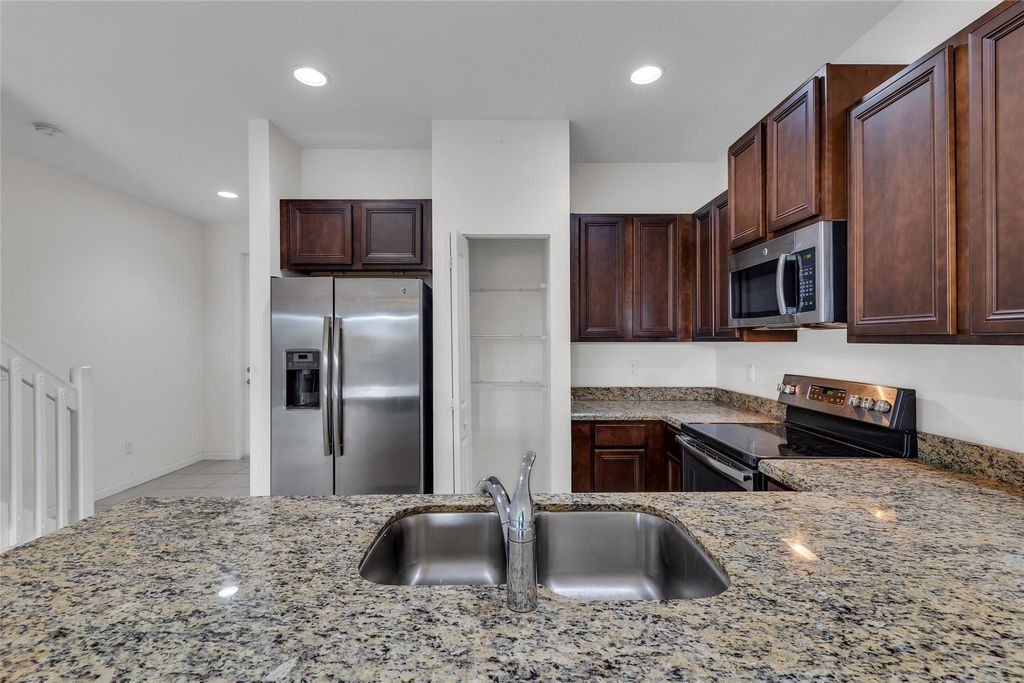 Photo of 4234 N Dixie Highway #122, Oakland Park, FL 33334 (MLS # F10555652)