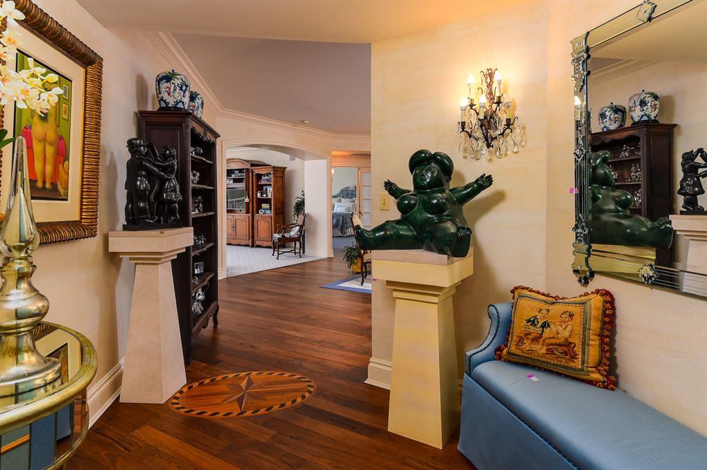 VILLAS INC - Residential