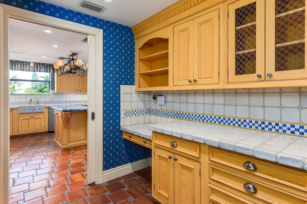 VILLAS INC - Residential