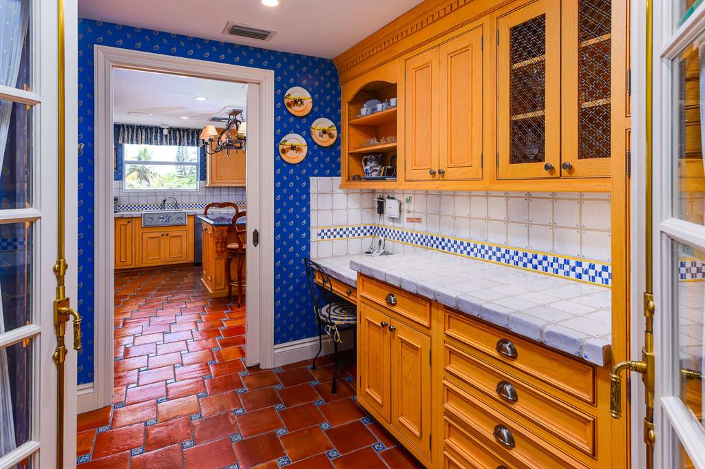 VILLAS INC - Residential