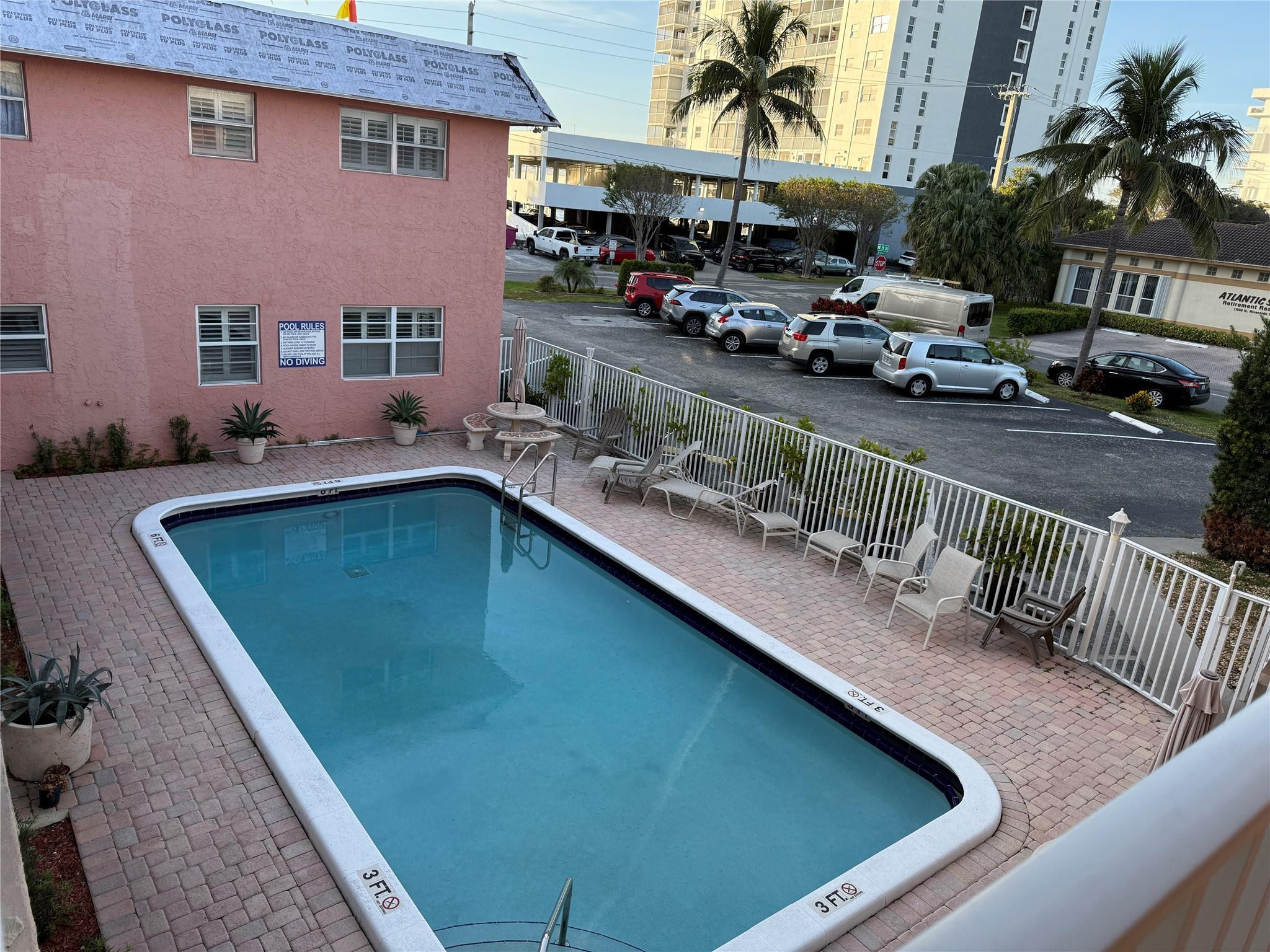 1450 N Riverside Drive 204