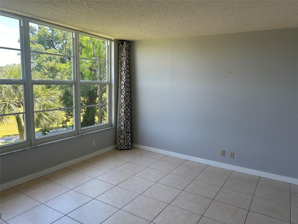 Palm Aire - Residential