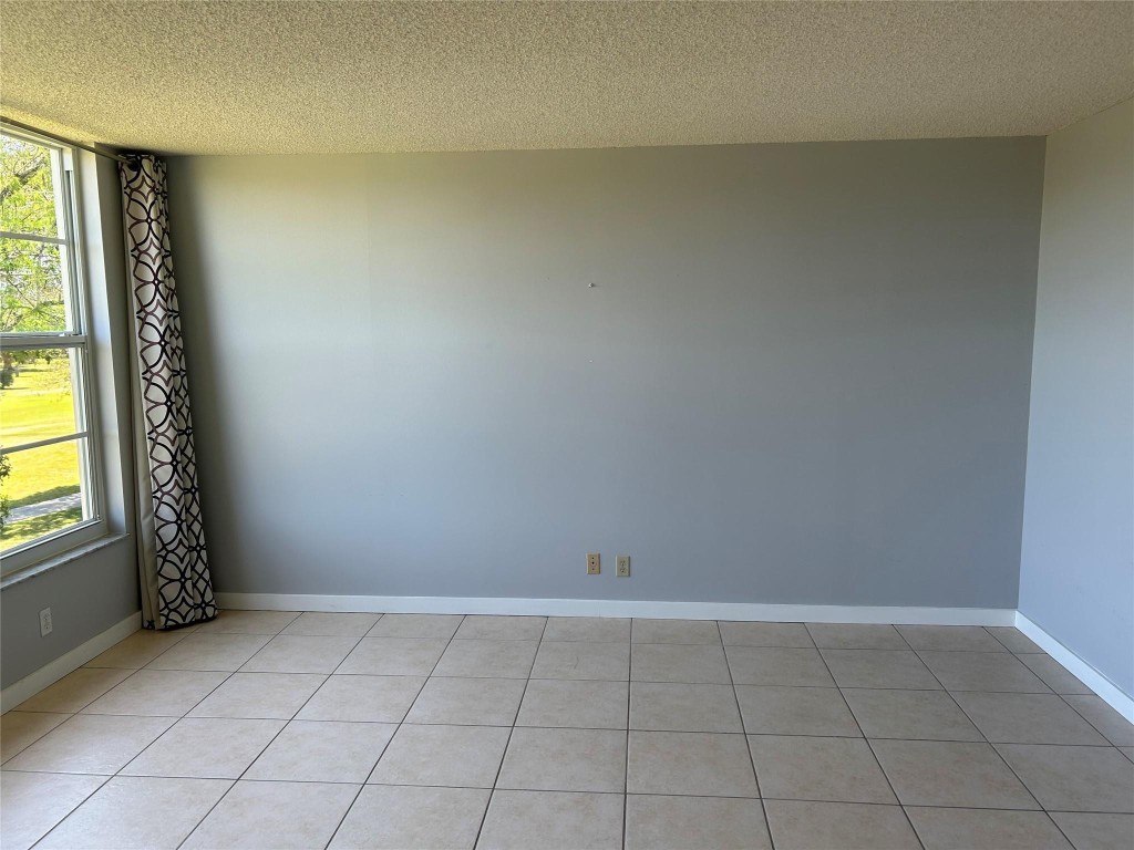 Palm Aire - Residential