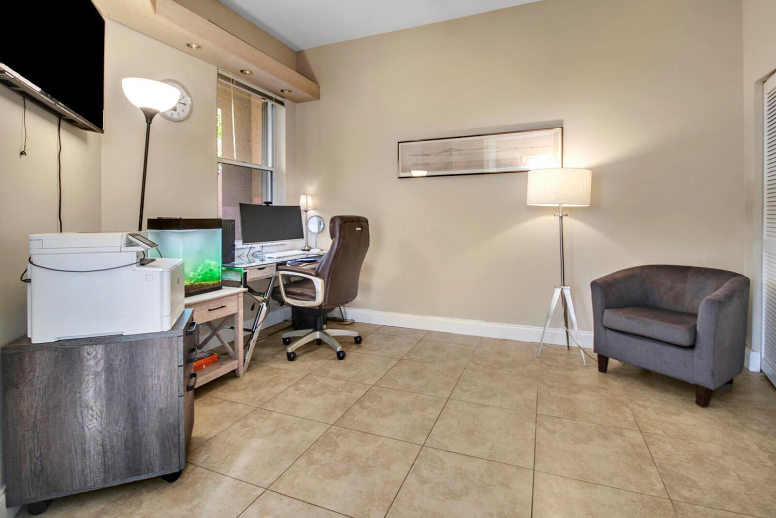 BANYANS @ Broken Sound Co - Residential Lease