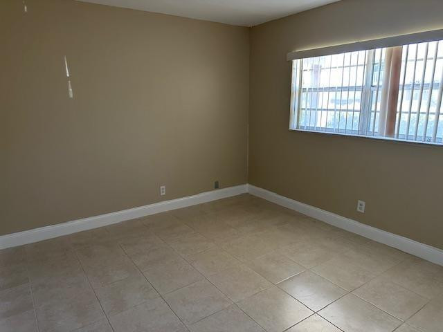 7605 NW 5th Place 106