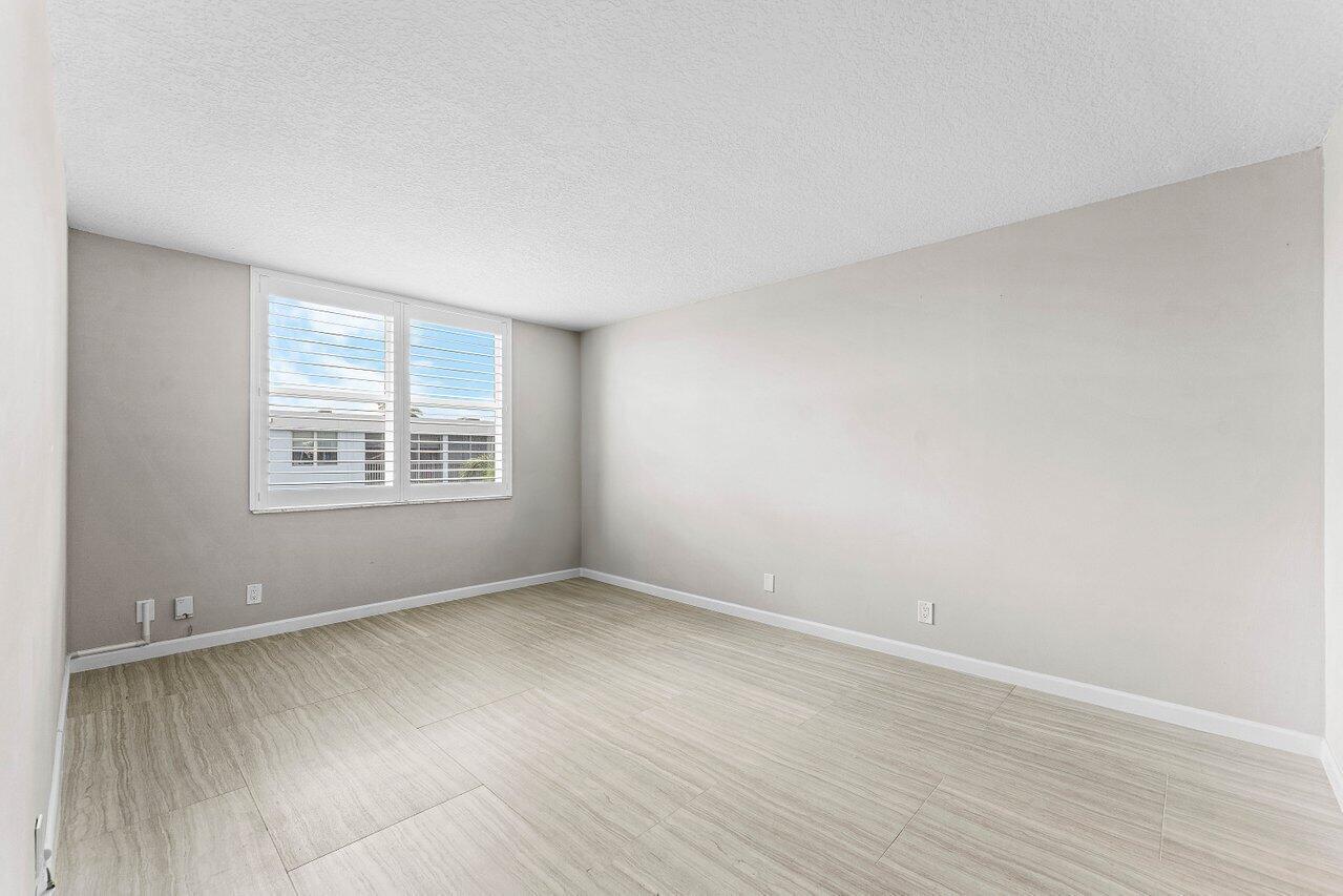 SEAGATE OF GULFSTREAM CON - Residential Lease