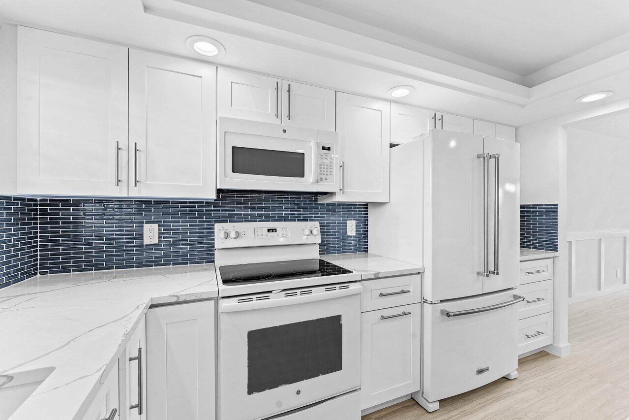 SEAGATE OF GULFSTREAM CON - Residential Lease