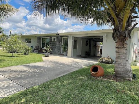 A home in Port St Lucie