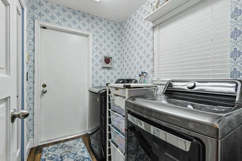 Tiny photo for 8255 NW 51st Court, Coral Springs, FL 33067 (MLS # B26045428)