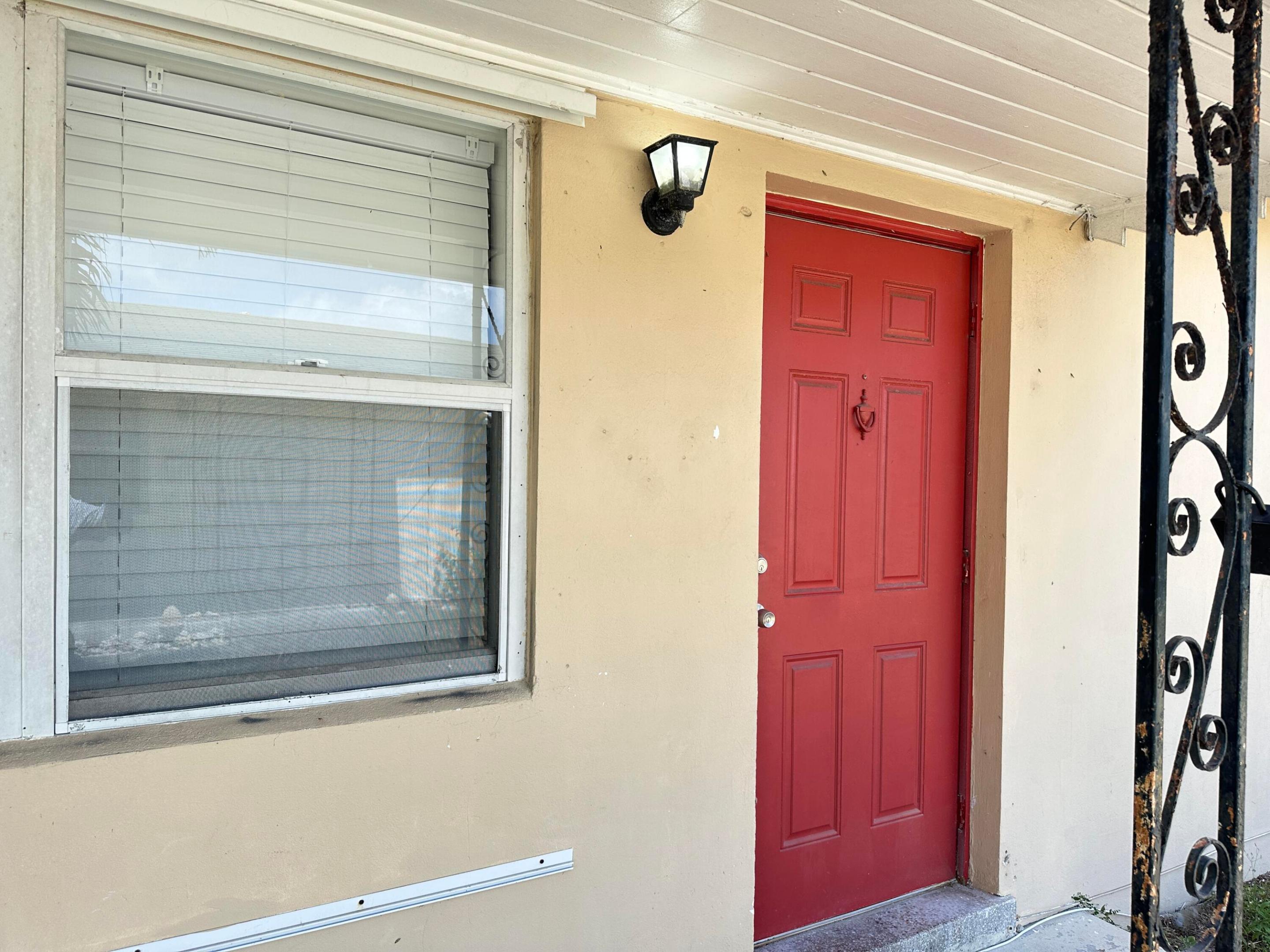 LAKEWOOD WEST - Residential Lease