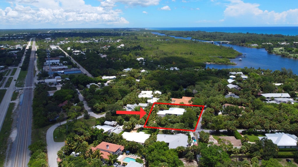 Photo of 12212 SE Heckler Drive, Hobe Sound, FL 33455 (MLS # B26079712)