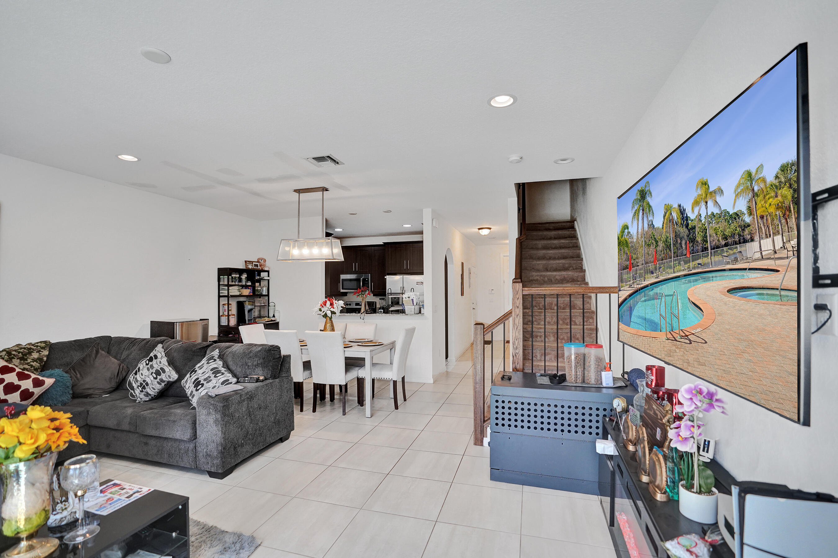 COLONY RESERVE AT LAKE WORTH - Residential