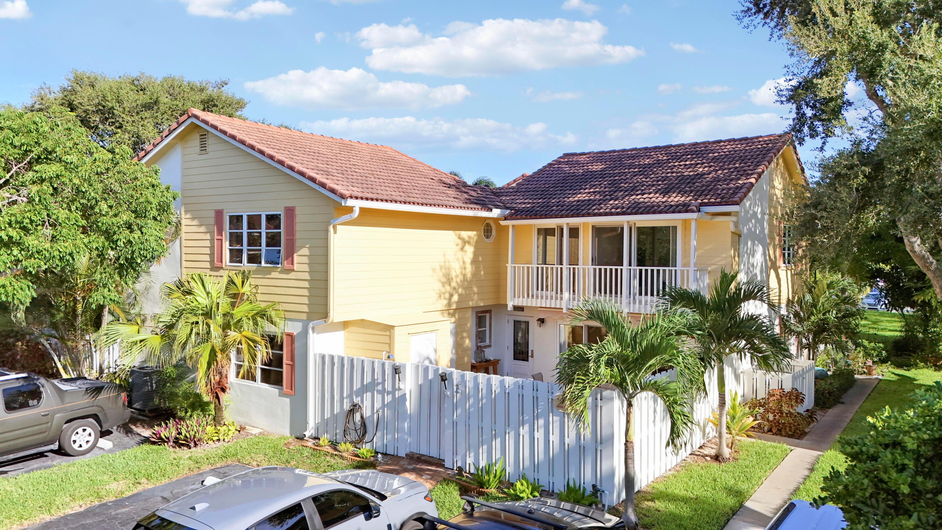 232 Seabreeze Circle