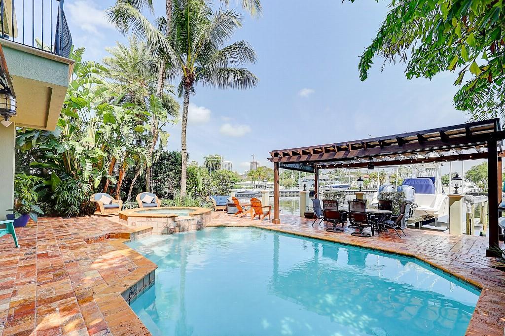 Rio Vista Isles - Residential