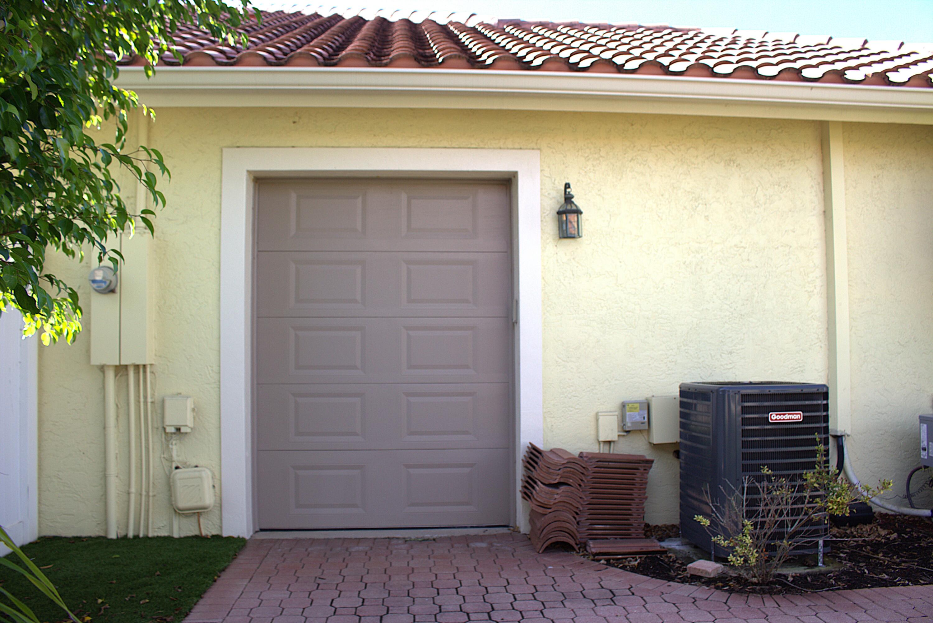 CYPRESS CREEK COUNTRY CLUB SW QUAD - Residential