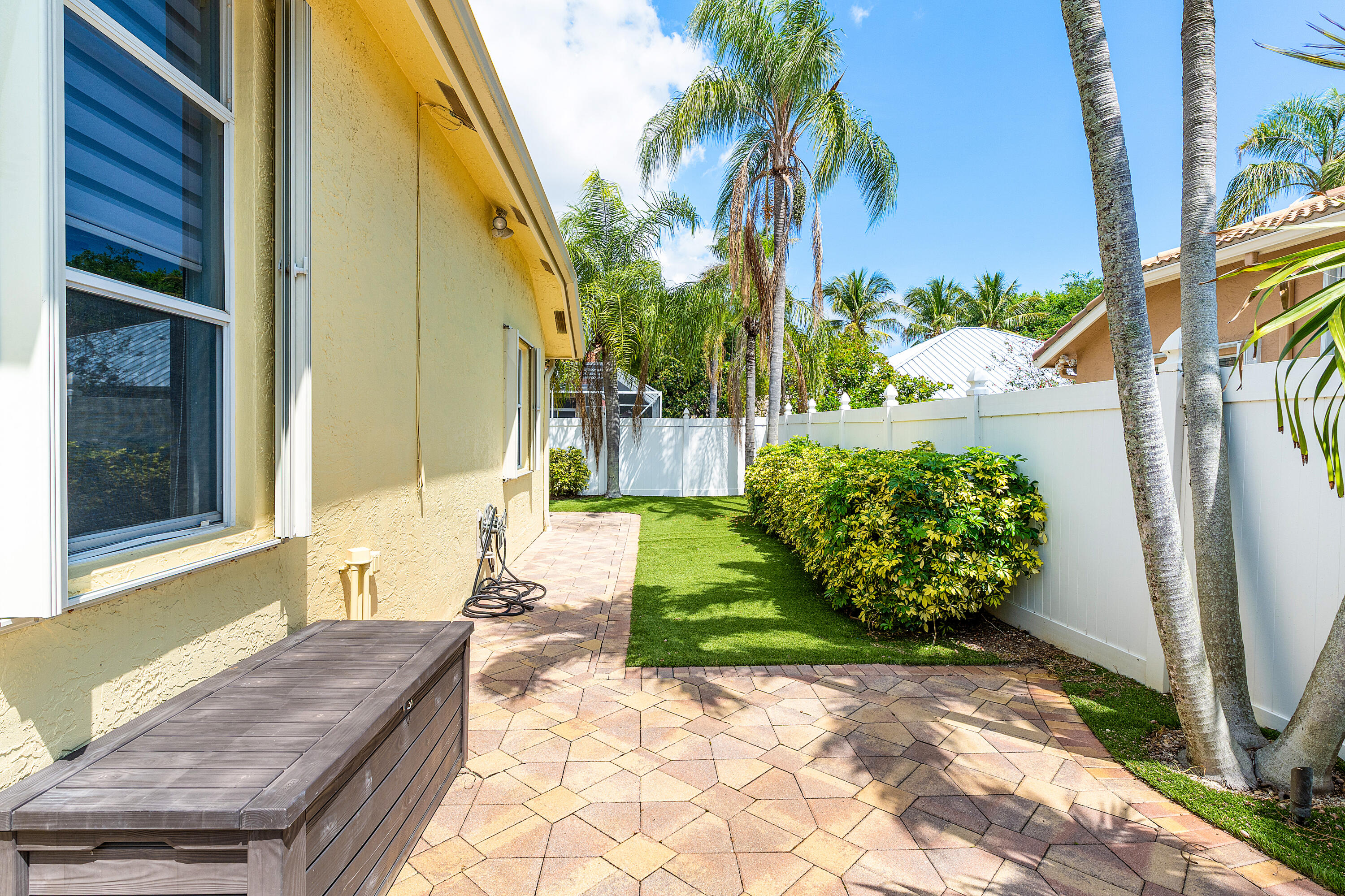 CYPRESS CREEK COUNTRY CLUB SW QUAD - Residential