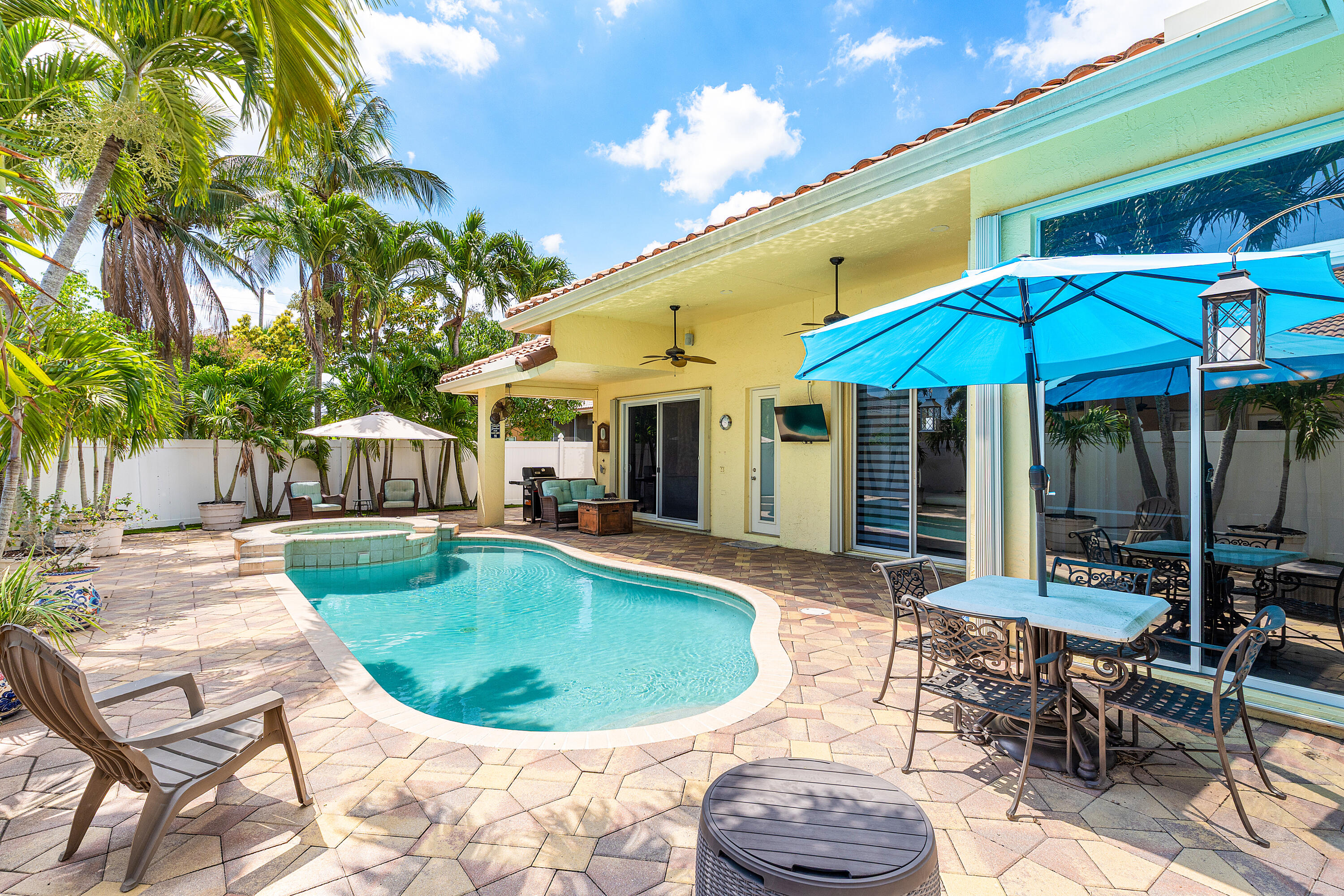 CYPRESS CREEK COUNTRY CLUB SW QUAD - Residential