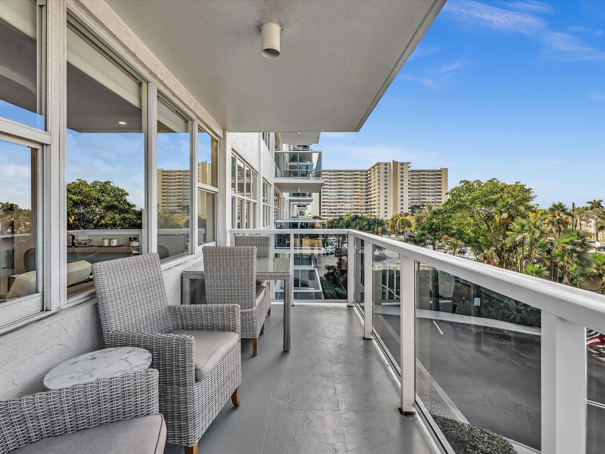 Coral Ridge Towers East - Residential