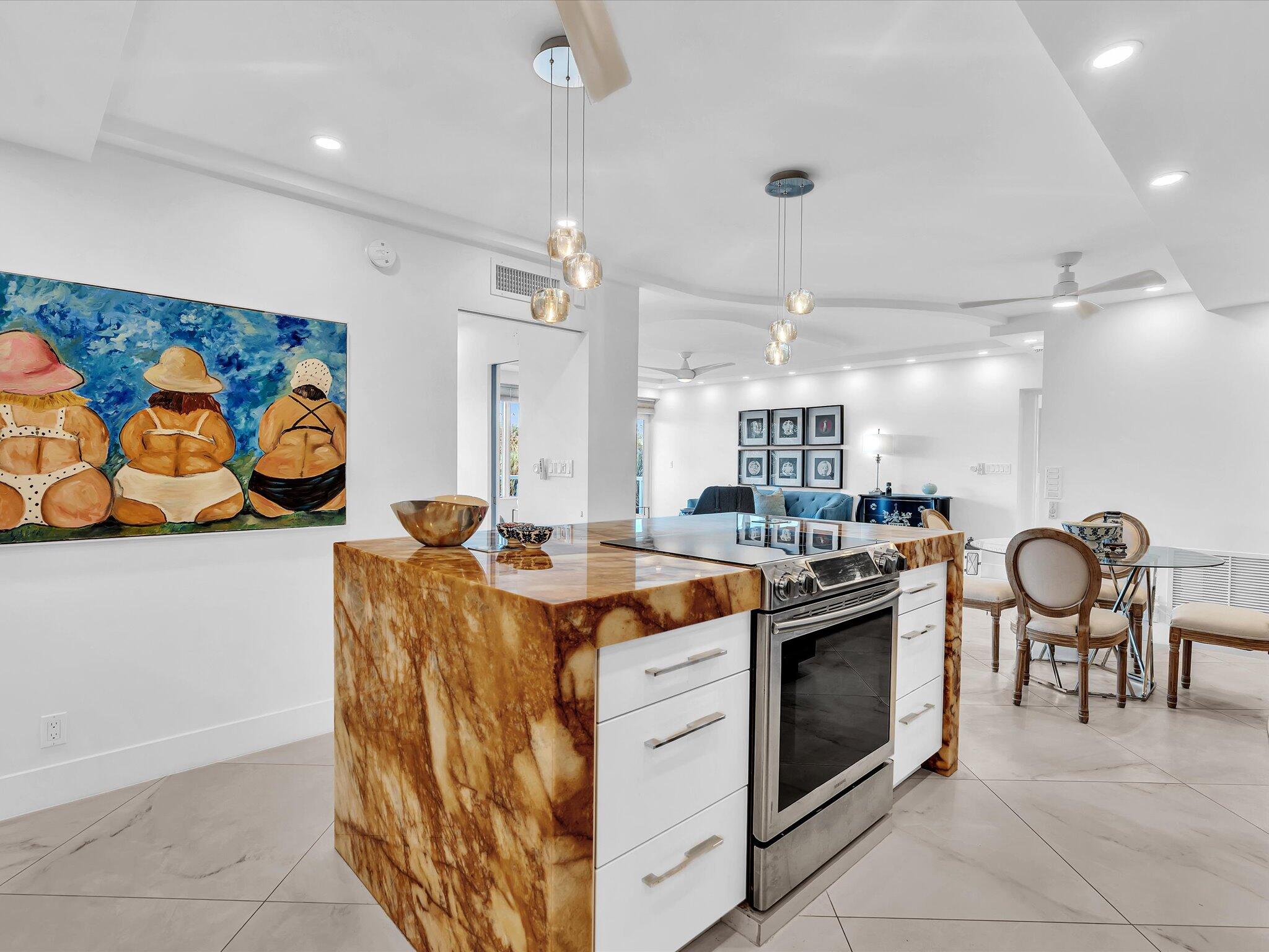 Coral Ridge Towers East - Residential