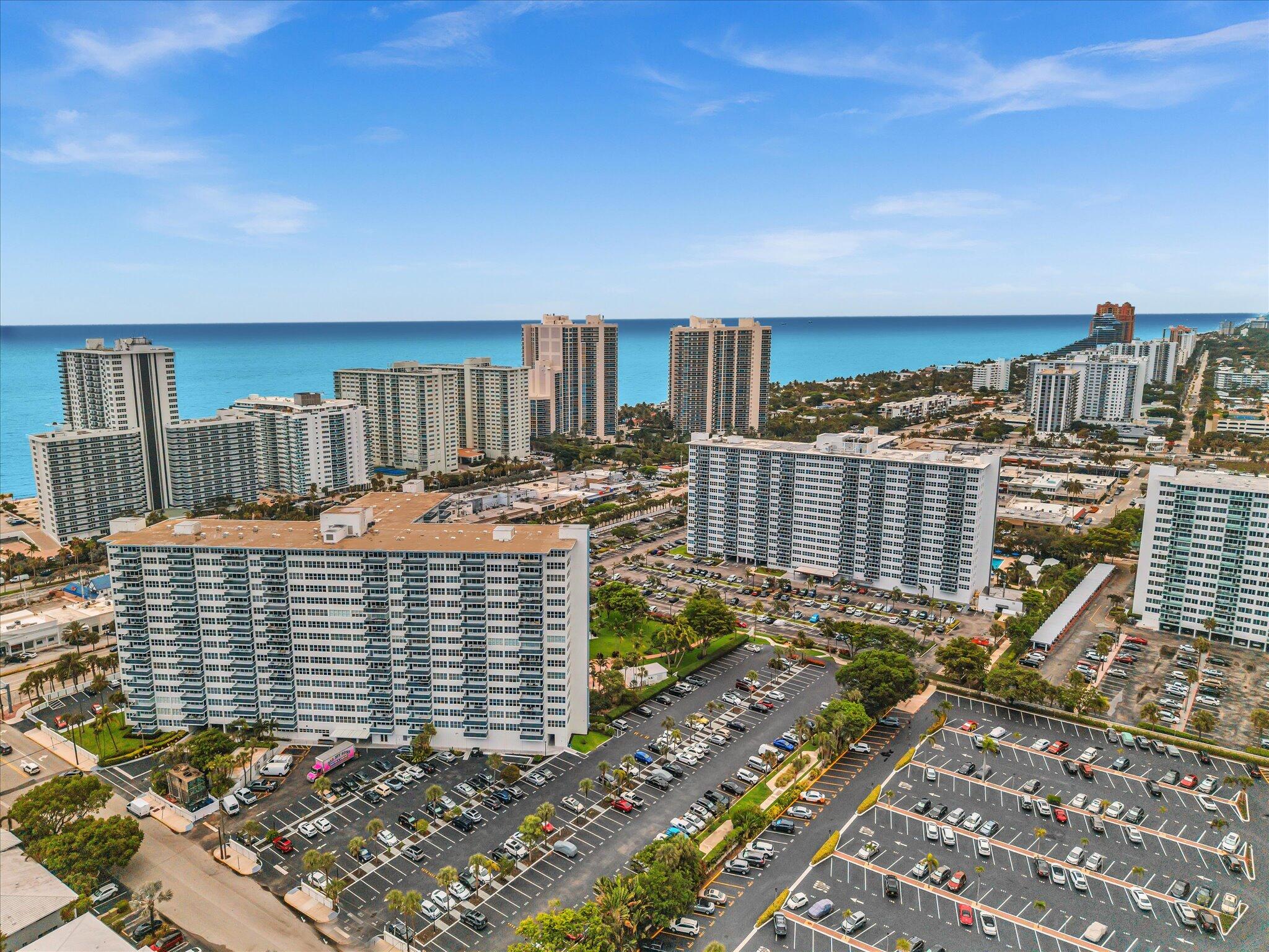 Coral Ridge Towers East - Residential