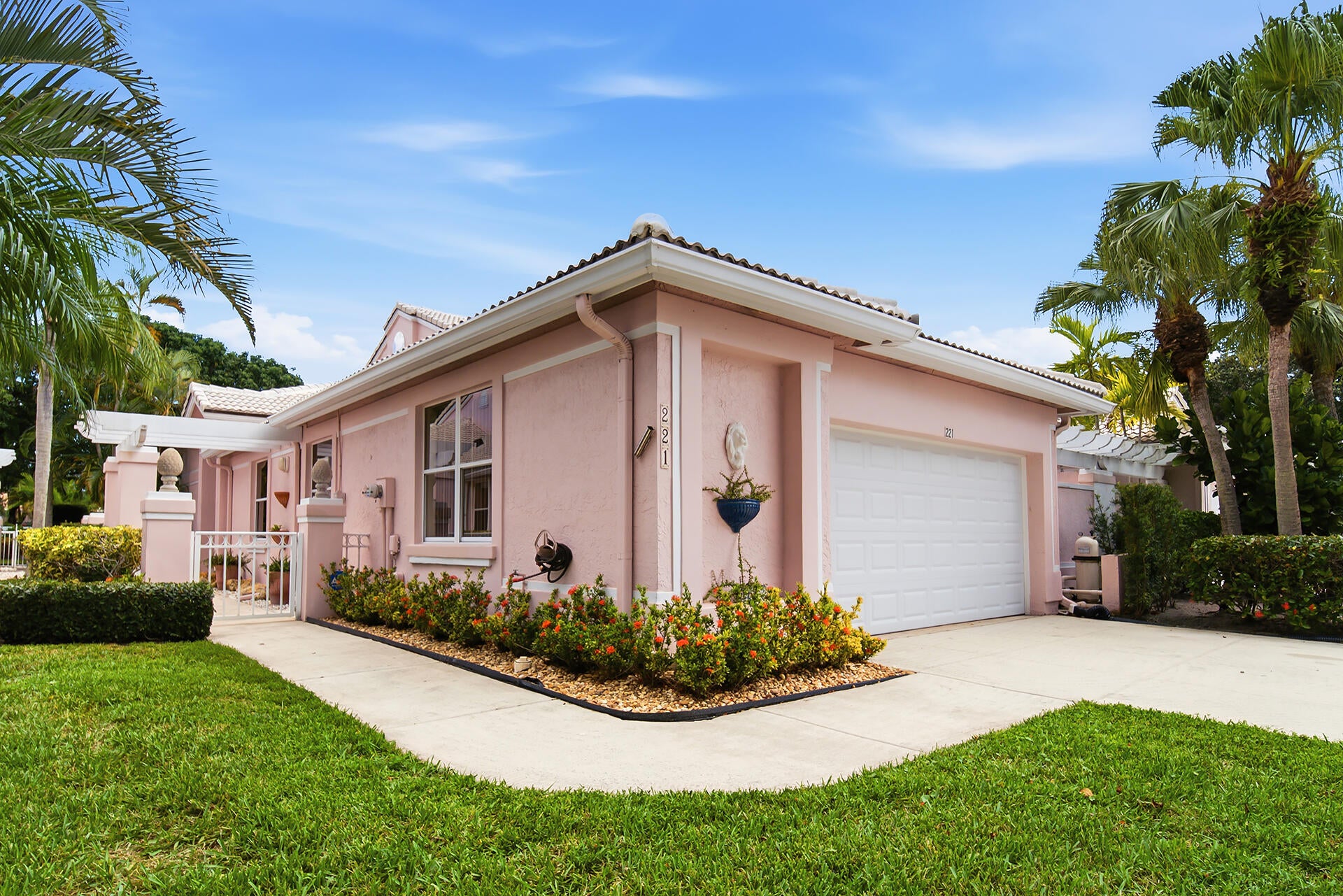 221 Green Point Circle