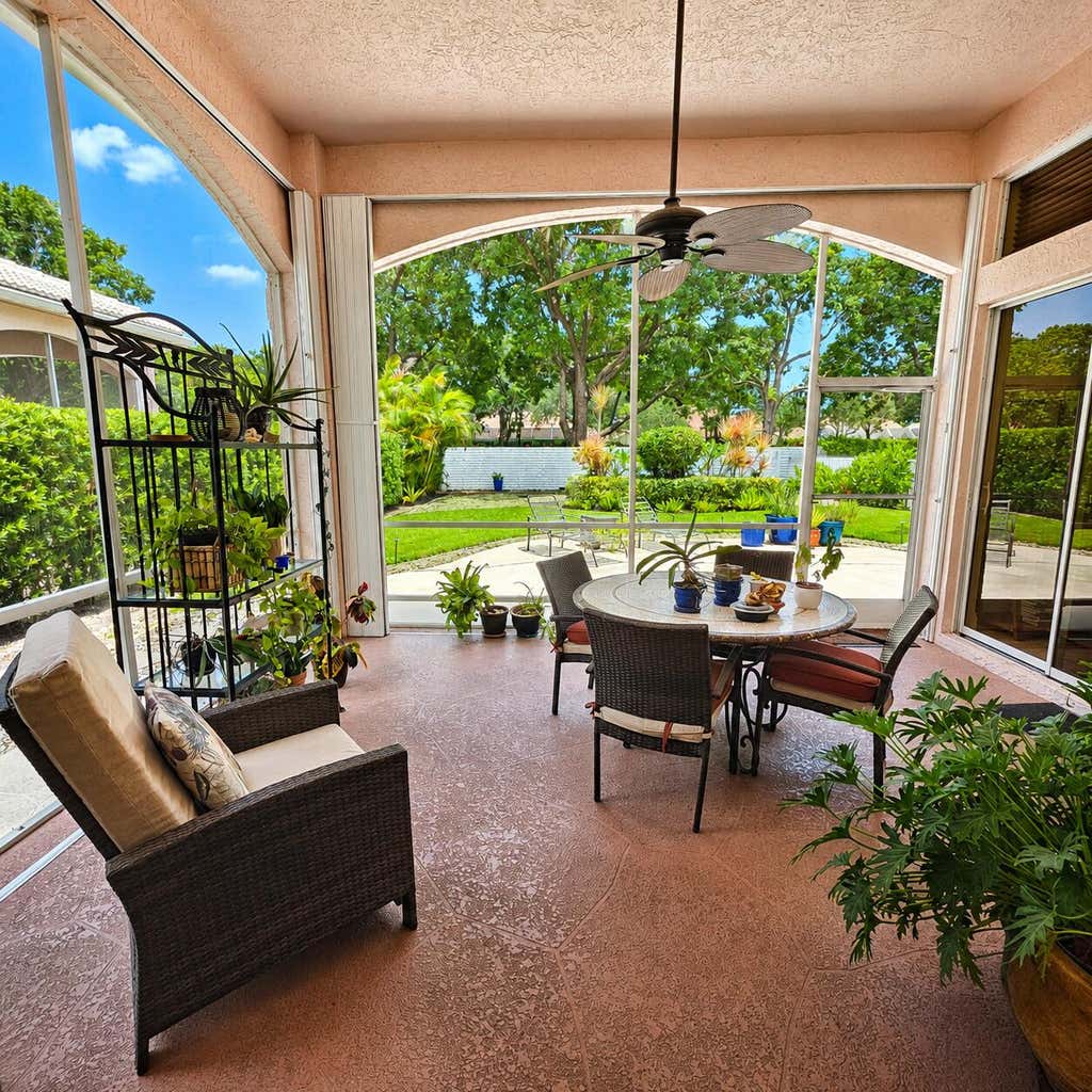 Photo of 221 Green Point Circle, Palm Beach Gardens, FL 33418 (MLS # B26069131)
