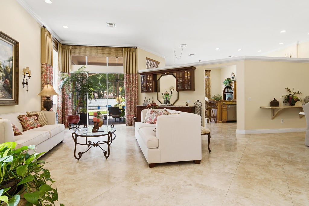 Photo of 221 Green Point Circle, Palm Beach Gardens, FL 33418 (MLS # B26069131)