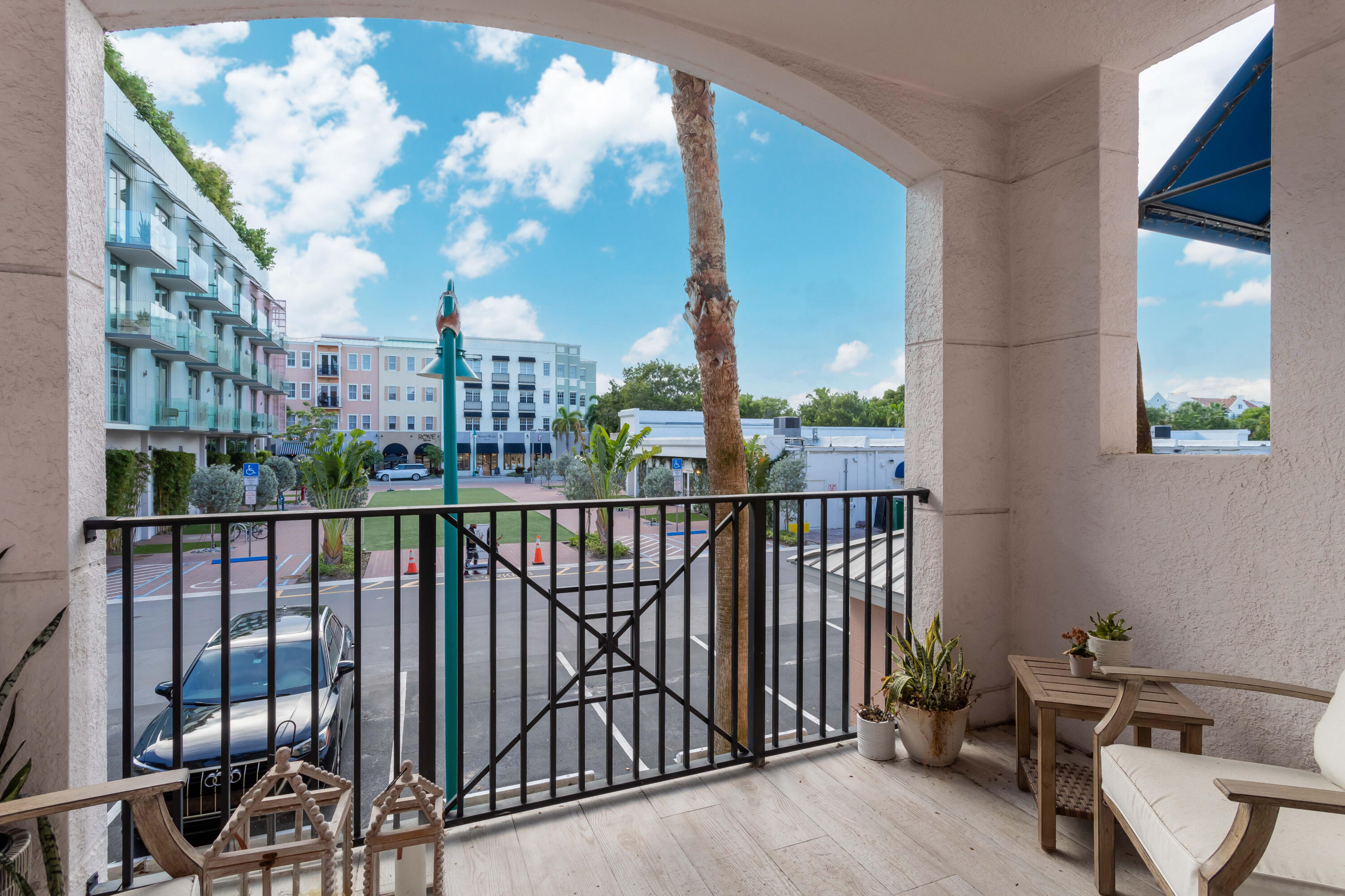 PINEAPPLE GROVE VILLAGE CONDO - Residential Lease