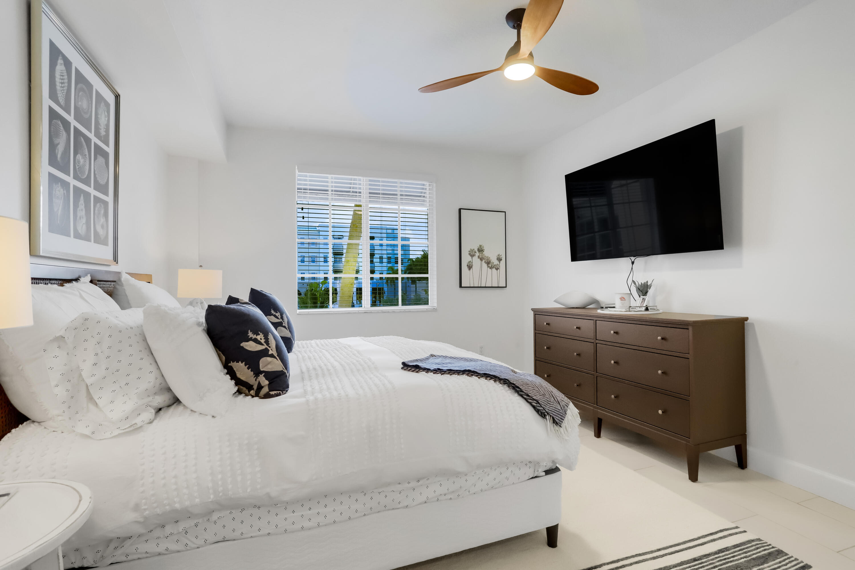 PINEAPPLE GROVE VILLAGE CONDO - Residential Lease