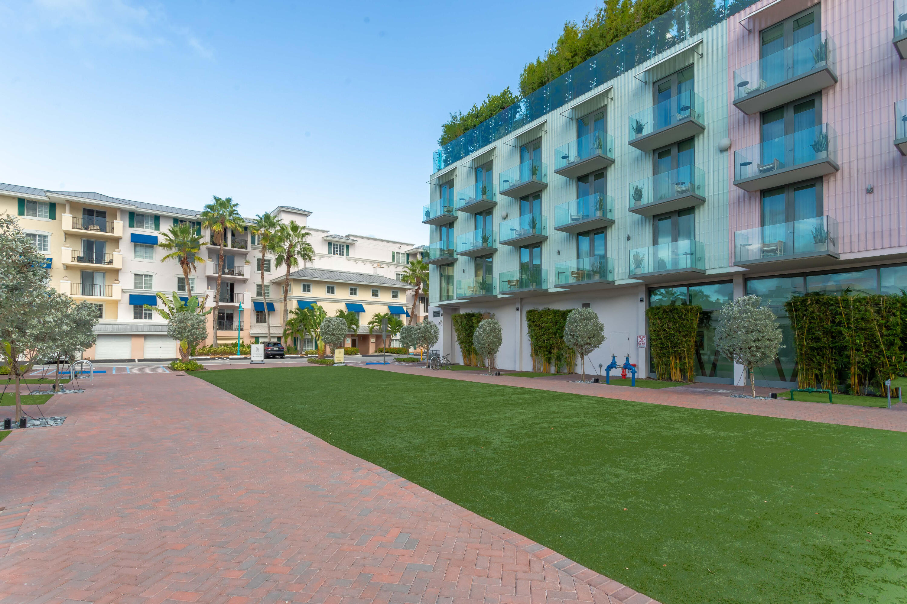 PINEAPPLE GROVE VILLAGE CONDO - Residential Lease