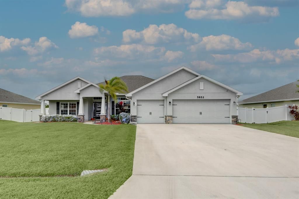 Photo of 5852 NW Leah Drive, Port Saint Lucie, FL 34986 (MLS # R10755563)