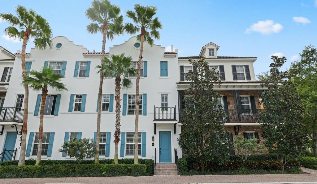 Photo of 137 N Cannery Row Circle, Delray Beach, FL 33444 (MLS # R11079398)