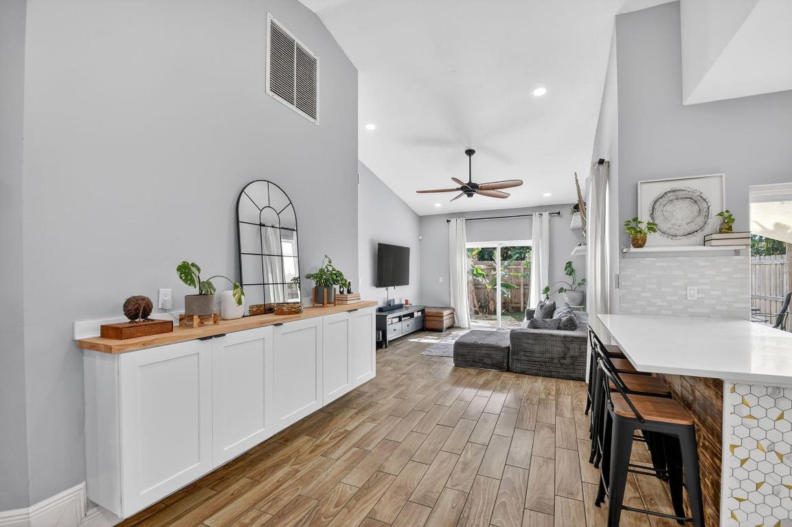 STRAWBERRY LAKES 3 - Residential