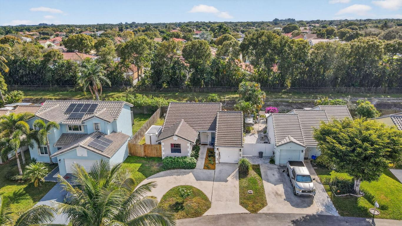 STRAWBERRY LAKES 3 - Residential